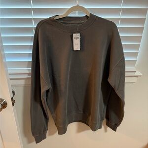 NWT Abercrombie Men’s/Unisex Essential Crew Sweatshirt in Dark Grey Size Small
